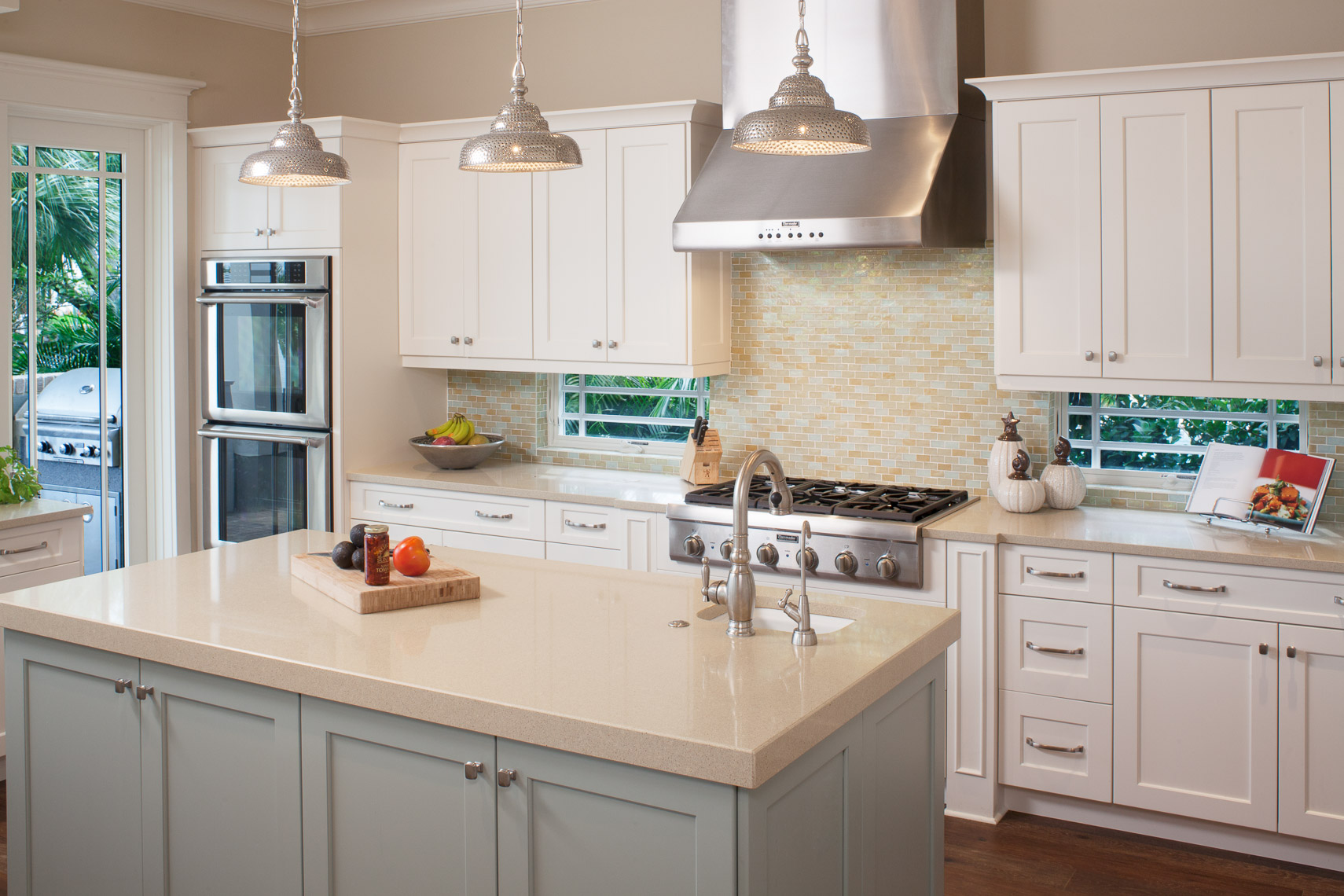 Traditional Kitchen - Mark Borosch Photography - Snell Island, FL